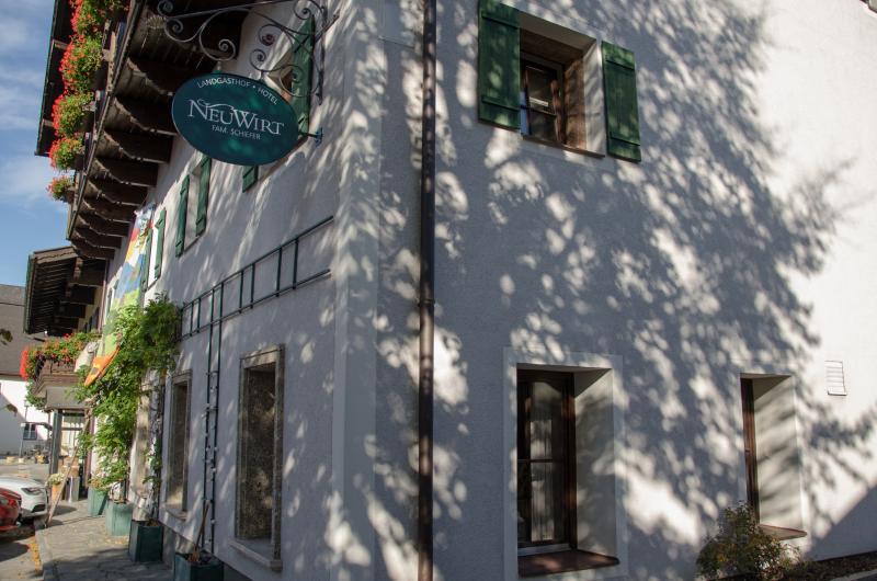 Der NEUWIRT