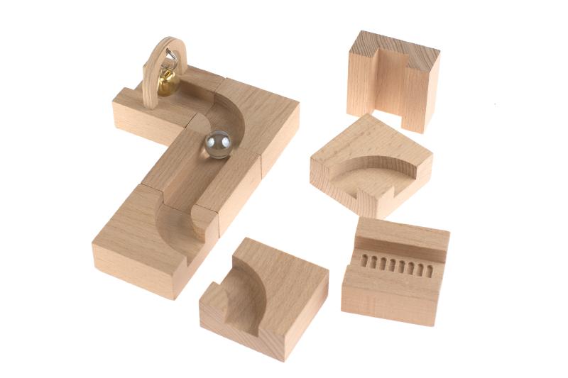 Romanswerk - Spielsachen, Möbel, andere Holzwaren und Zubehör